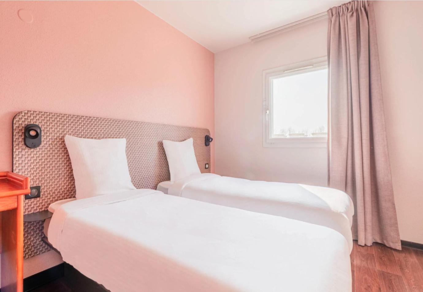 B&B Hotel Strasbourg Aeroport Holtzheim Екстер'єр фото