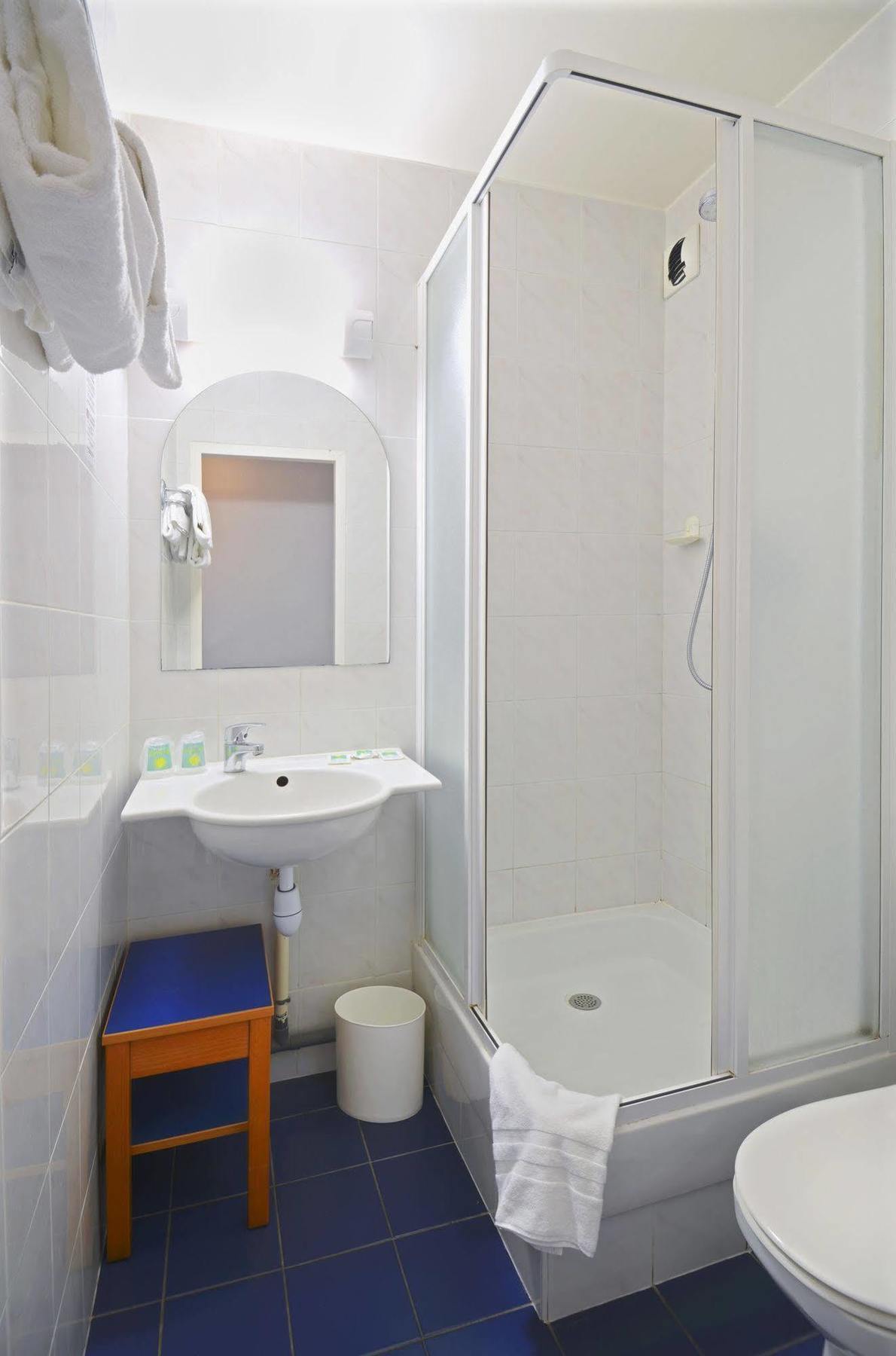 B&B Hotel Strasbourg Aeroport Holtzheim Екстер'єр фото